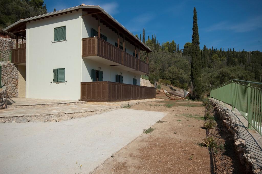 Lefkas Petra Hotel Áyios Nikítas Exterior foto